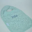 Bavet met velcro en naam.webp