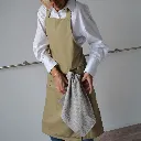 Schort voor keramiek.webp